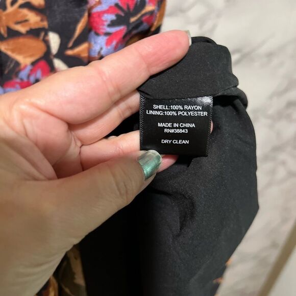 SAM EDELMAN
Women's Floral-Print Wrap-Style Maxi Dress - Picture 8 of 11